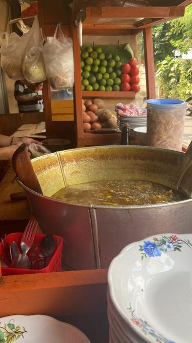 WARUNG SOTO SURABAYA