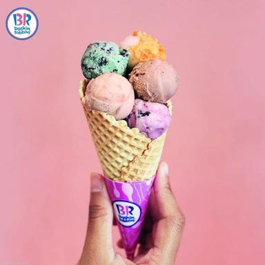 BASKIN ROBBINS - PLAZA BLOK M