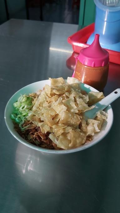 MIE AYAM NYONYA WONG