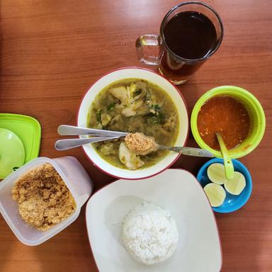 SOTO AYAM AMBENGAN CAK-DI