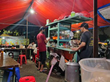 SOTO AYAM CEKER ARIFIN GANDARIA 2