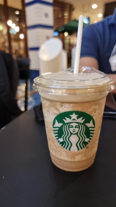 STARBUCKS - PACIFIC PLACE