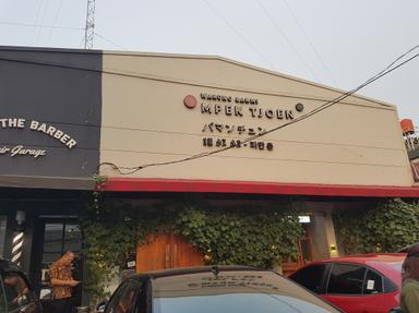 WARUNG BAKMI MPEK TJOEN - AHMAD DAHLAN