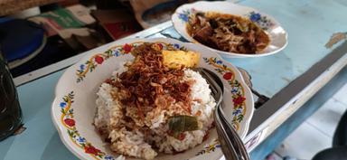 WARUNG BETAWI BABE PATAL SENAYAN