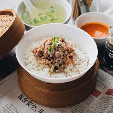 BAKMI ALONG - KEBON JERUK