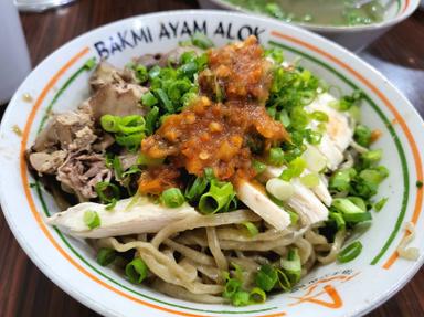 BAKMI AYAM ALOK