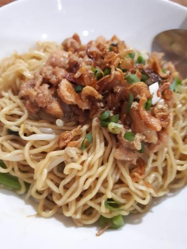 MIE AYUNG - MIE AYAM BANGKA ASLI, KEBUN JERUK