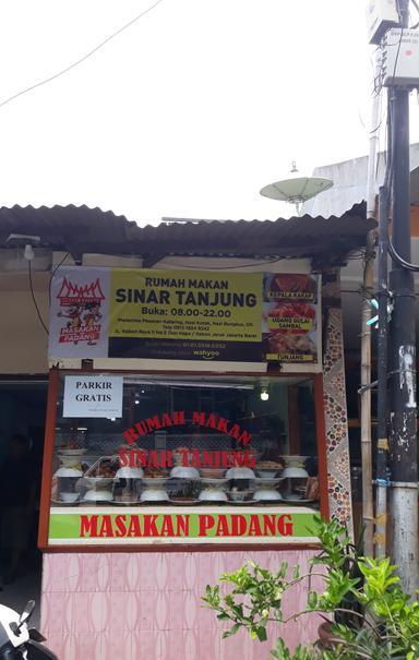 RUMAH MAKAN SINAR TANJUNG