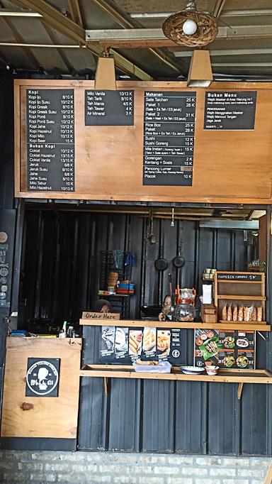 WARUNG KOPI MBAH UTI