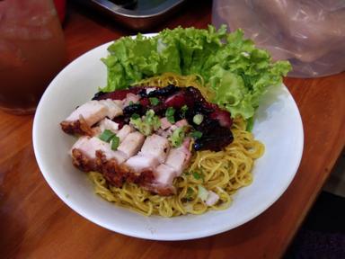 NASI CAMPUR KACAMATA - KELAPA GADING