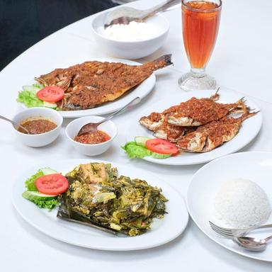 SARANG OCI, RESTORAN MANADO - KELAPA GADING