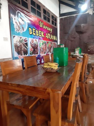 ARJUNA SPECIAL BEBEK GORENG - KEMAYORAN