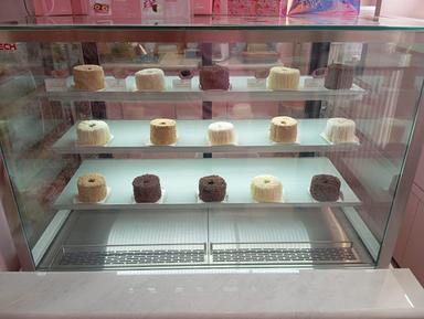 C BAKES, PURI INDAH