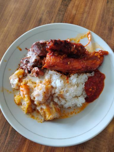 GUDEG AYAM BAKAR MADUKORO IBU ARI