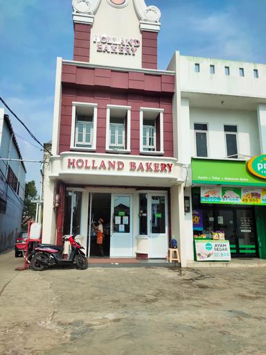 HOLLAND BAKERY