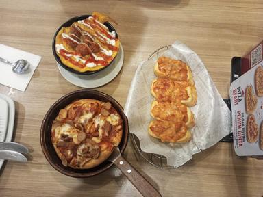 PIZZA HUT - KEMBANGAN