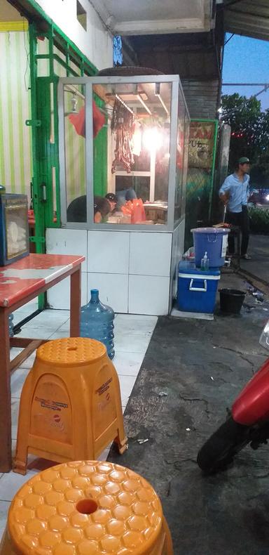 PONDOK SATE KAMBING MUDA PAK SAEPUL