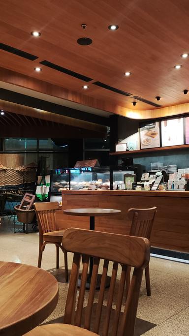 STARBUCKS MALL PURI INDAH RESERVE