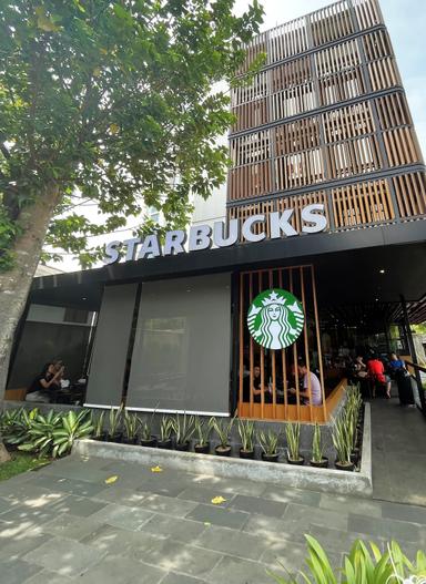 STARBUCKS - KEMBANGAN