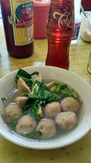 MIE BASO TENDA BIRU