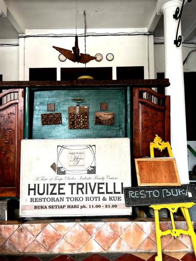 HUIZE TRIVELLI HERITAGE RESTO & PATISSERIE ON LINE