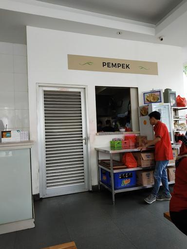 PEMPEK MEGARIA