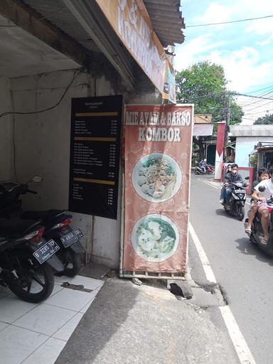 BAKSO KOMBOR