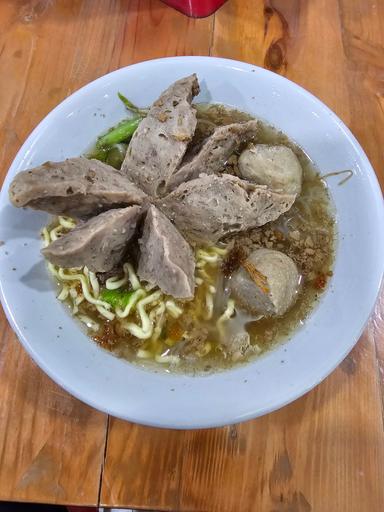 BAKSO RUSUK SAMANHUDI KELAPA GADING