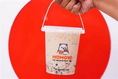 MOMOYO KELAPA GADING