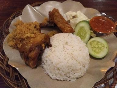 AYAM KALASAN CONDET