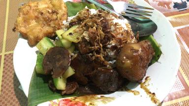 NASI UDUK BANG INDRA CONDET