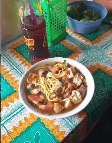 SOTO MIE & BAKSO BANG SARIP TURUNAN KAYU