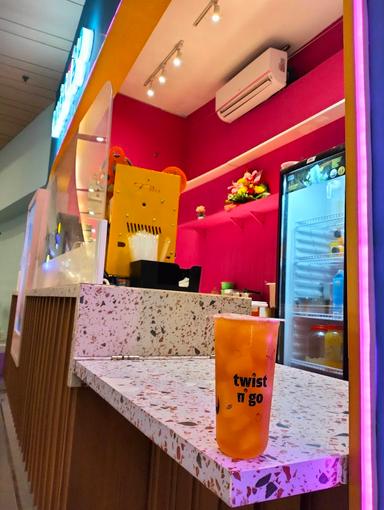 TWIST N' GO - BLOK M PLAZA