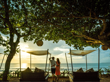 SUNSET BEACH BAR & GRILL - INTERCONTINENTAL BALI RESORT