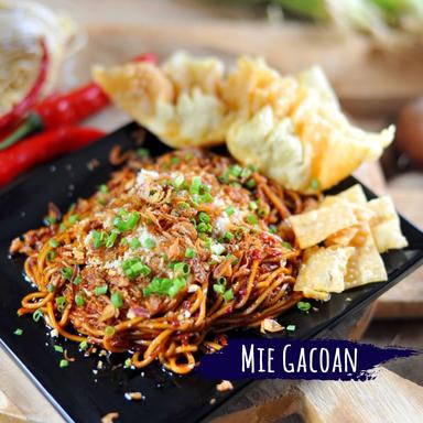 MIE GACOAN - BUAH BATU