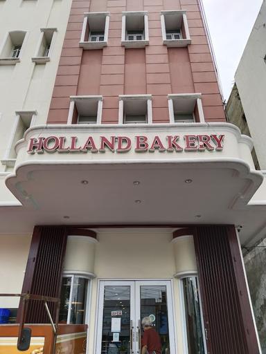 HOLLAND BAKERY URIP SUMOHARJO