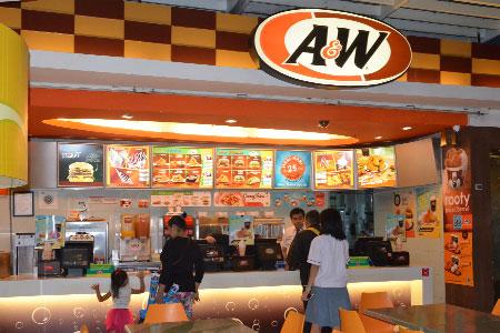 A&W RESTAURANT - MAL KELAPA GADING 3