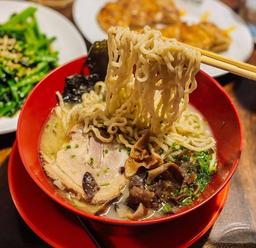 RAMEN 38 SANPACHI - KEMANG