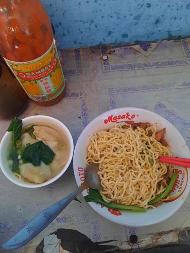 MIE AYAM TOSOL