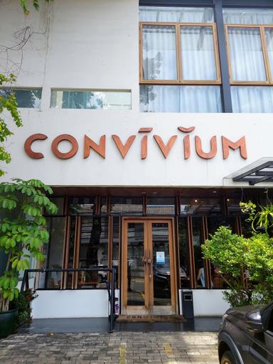 CONVIVIUM