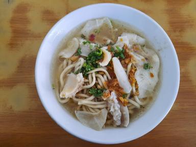 KEDAI BAKMI BABAT SENEN