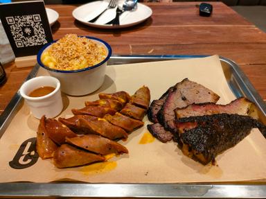 LC SMOKEHOUSE