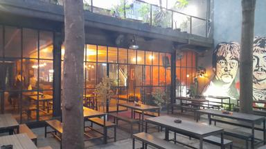 PENNY LANE MENTENG