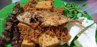 BOROBUDUR FRIED CHICKEN