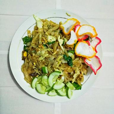 NASI GORENG KUNING AREMA (BINUS)