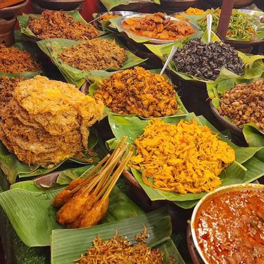 NASI PEDAS KAMPUNG BALI - PANTJORAN PIK