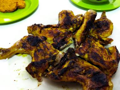 AYAM BAKAR BEJO