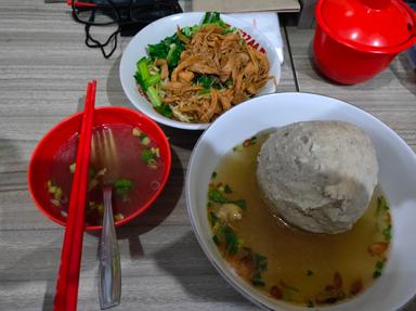 MIE AYAM & BAKSO SOLO BERSERI