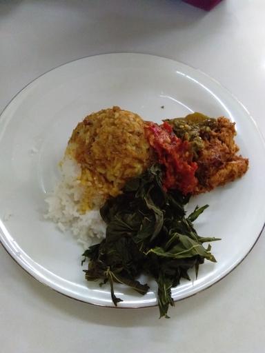 RUMAH MAKAN SEDERHANA BUNDO