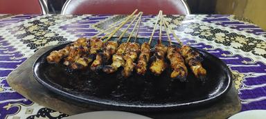 SATE TEGAL IBU TRI